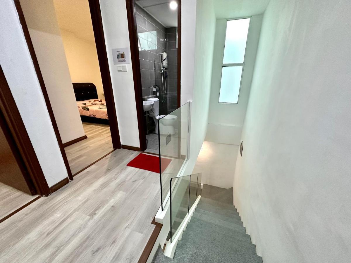 Springfield 3-Storey Cheerful Townhouse #Yoyo Homestay SDK Dış mekan fotoğraf
